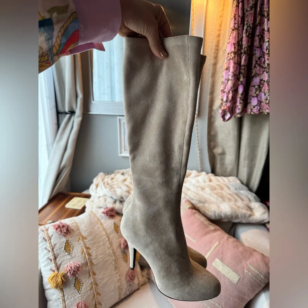 New Jeffrey Campbell Sweetums Beige Suede Zip Up Boots